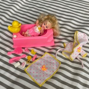 Vintage Barbie Bathtime Fun Kelly Play Set